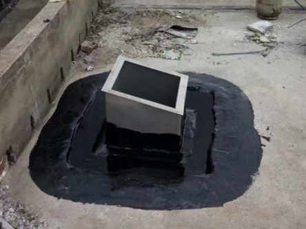屋顶通风管道做防水堵漏